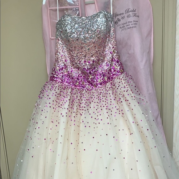 Prom Dress - Picture 2 of 3